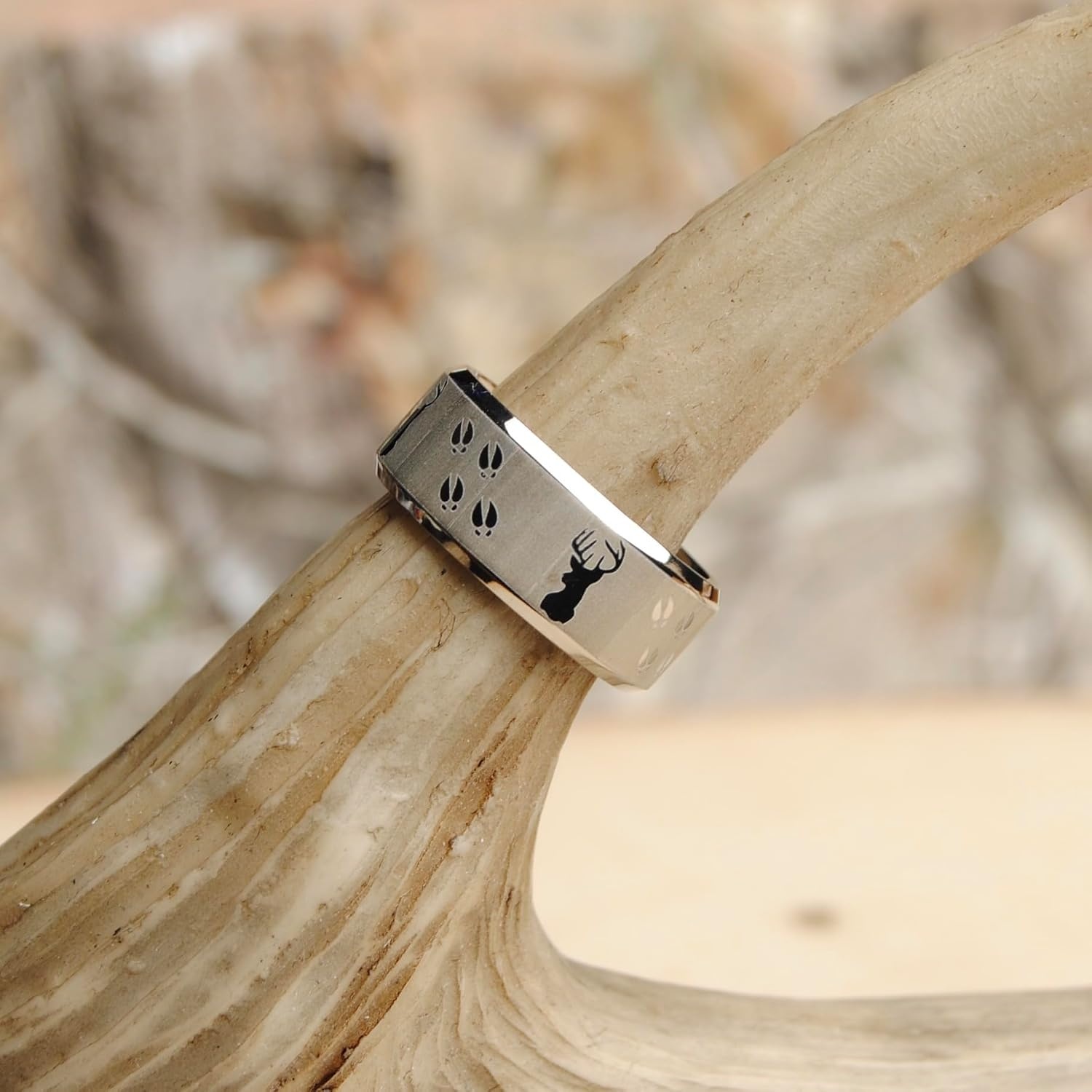 image:imageMetal Masters 9MM Sating FinishHigh Polish Deer Track Titanium Ring Wedding Band Outdoor Jewelry Mens Hunting Ring SZ 85
